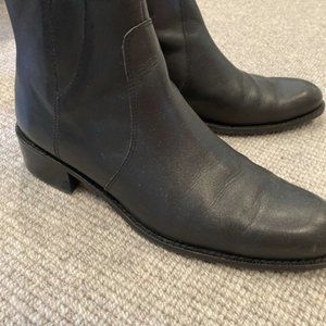DELMAN leather booties. Black, Size 10